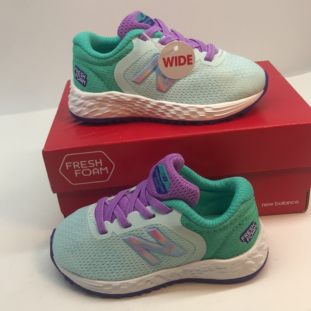 New Balance Kids
Arishi v2 (Infant/Toddler) Size 5.5